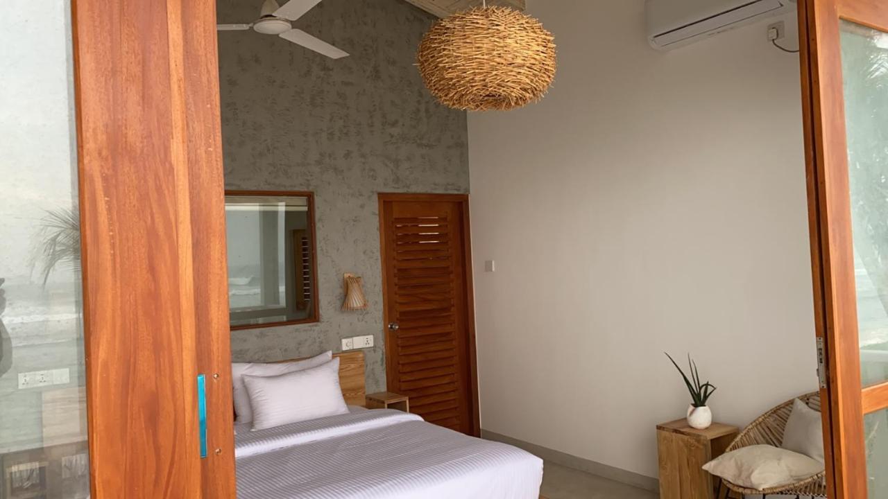 Lihinya Beach Villa Ahangama Luaran gambar